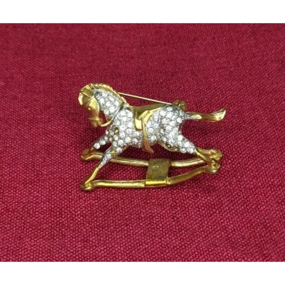 Vintage 90s Gold Tone &‎ Rhinestone 3D Rocking Horse Brooch Pin